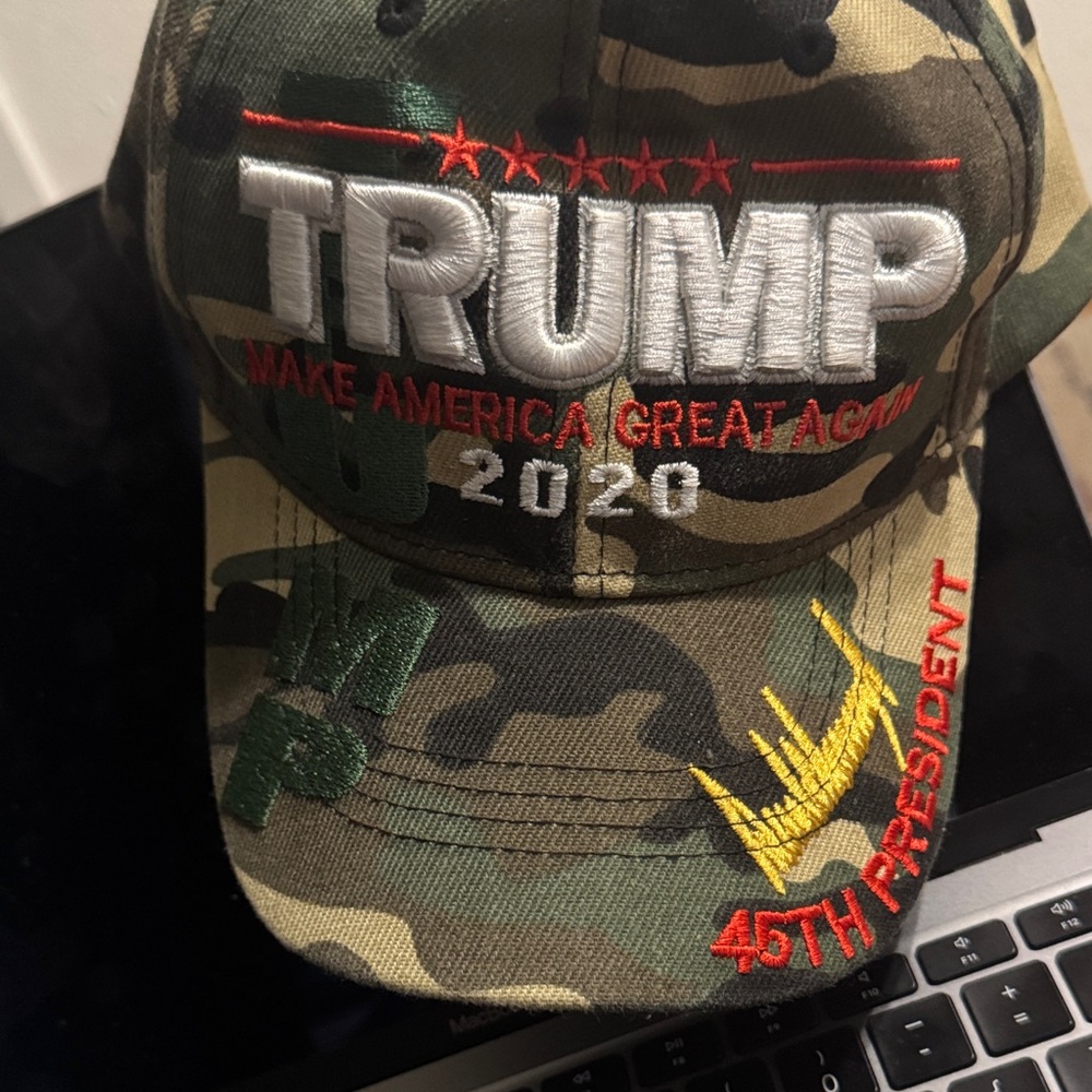 Camo Trump 2020 Cap